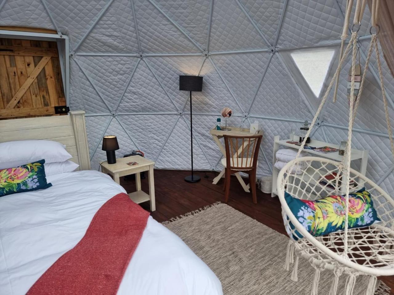 Pom Gratz - Ecodomes Hotell Hartebeesrivier Exteriör bild